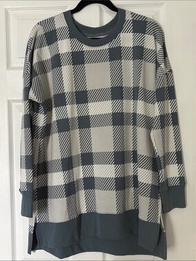 LuLaRoe Gray & Cream Plaid Long Sleeve Tunic